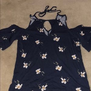 open shoulder flowy shirt